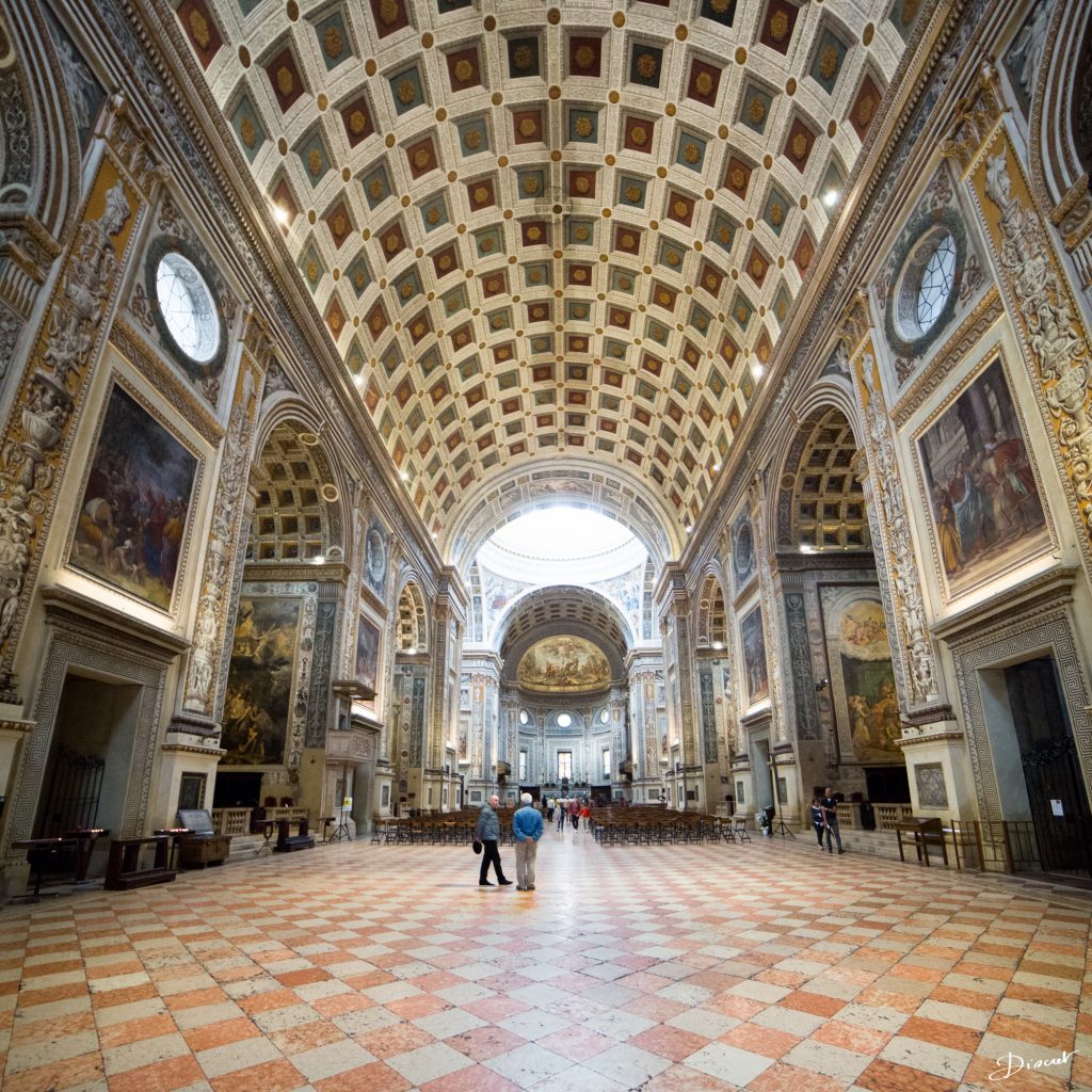 Basilique de St Andrea
